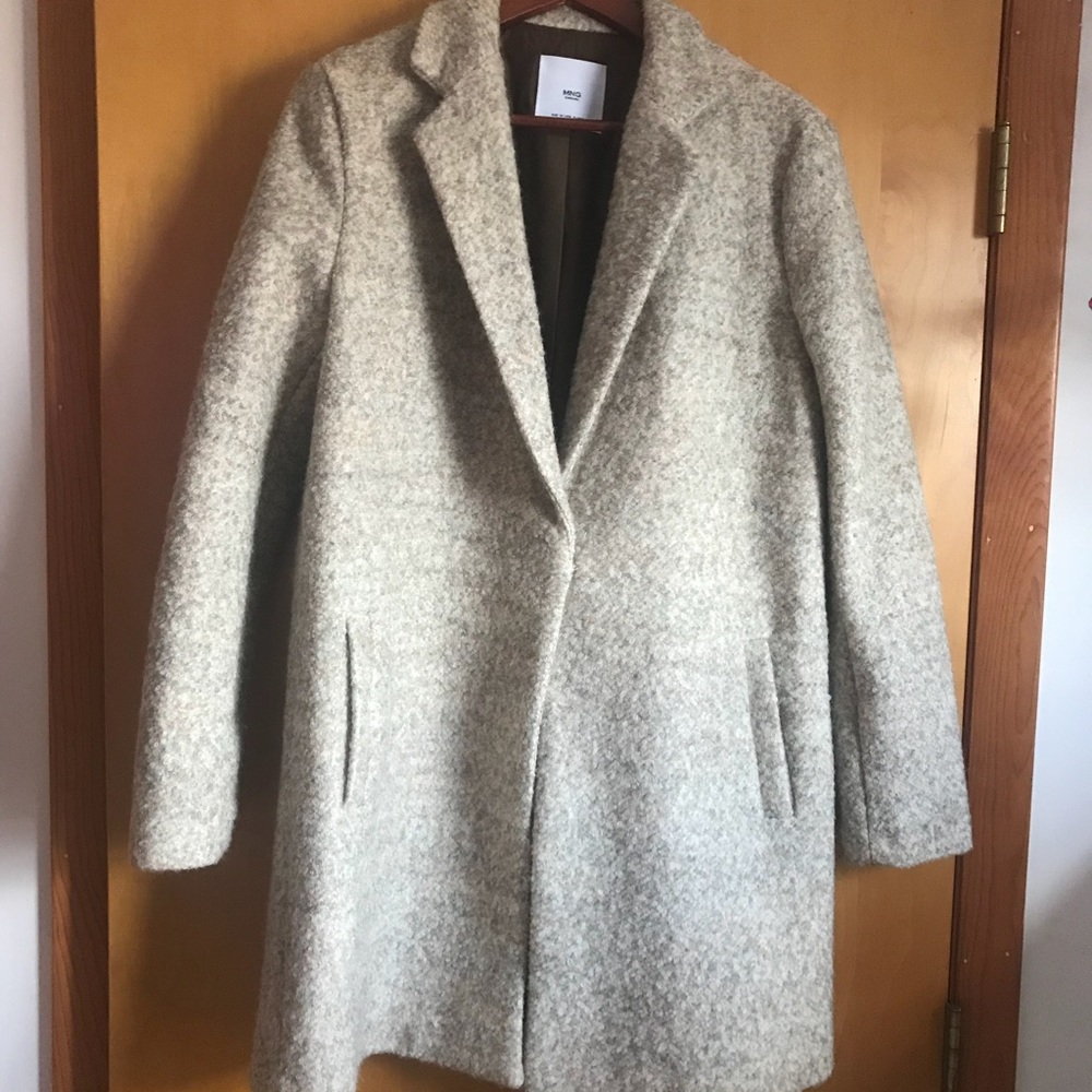 Mango oatmeal coat